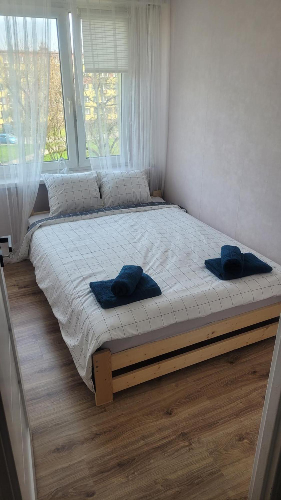 Dams Apartament Auschwitz Buitenkant foto